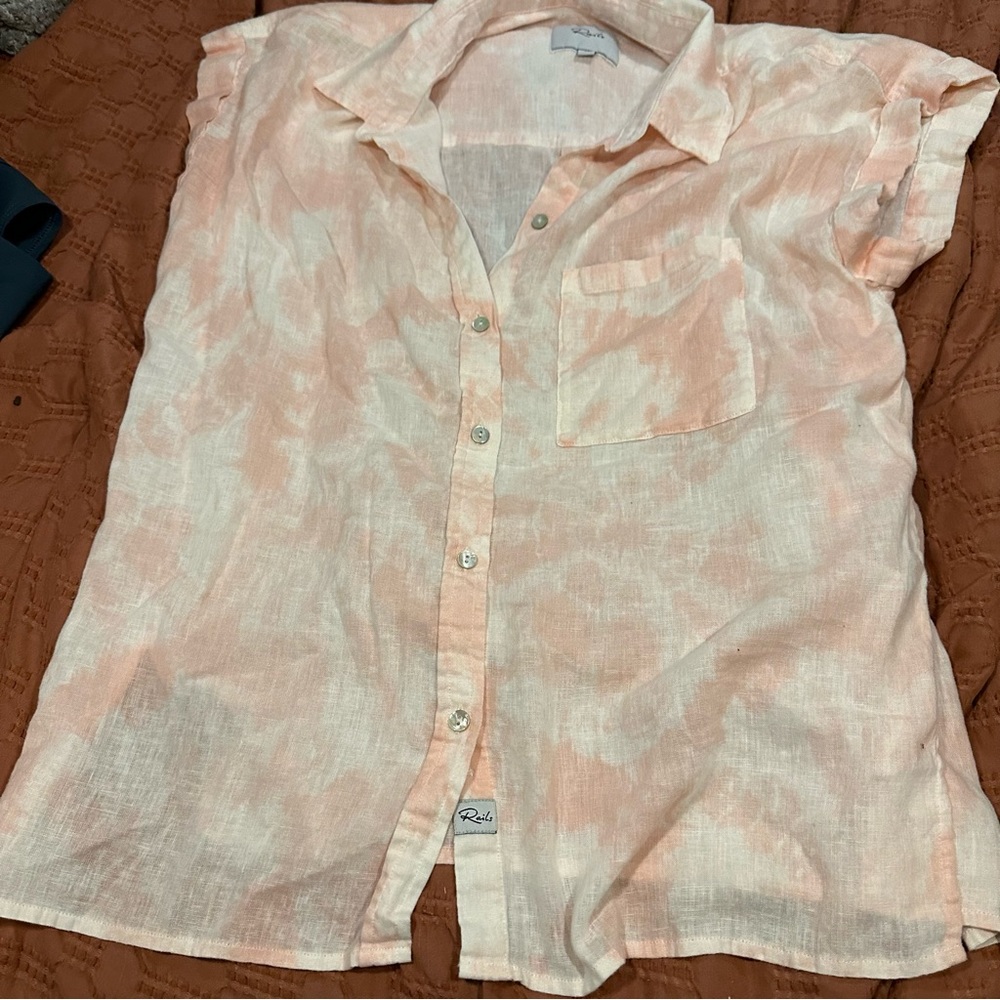 Rails Whitney Button Down Top Medium - image 3